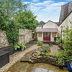 3 Bed In Oc-94928 קוקרמאות'