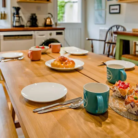 3 Bed In Oc-94928 * קוקרמאות'