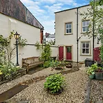3 Bed In Oc-94928
