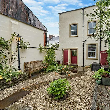 3 Bed In 94928